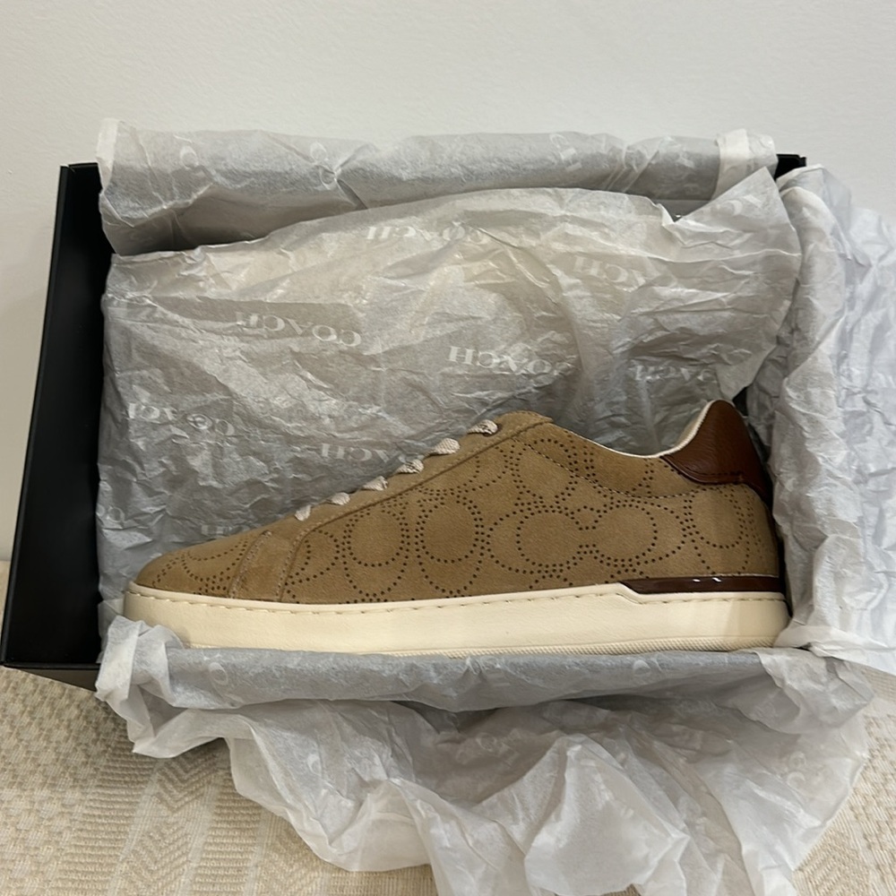 Coach Clip Perforated Low Top Signature Men’s Sneaker - Oat - Picture 7 of 7